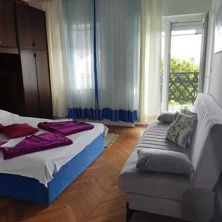 Teresa With Big Terrace Dramalj *