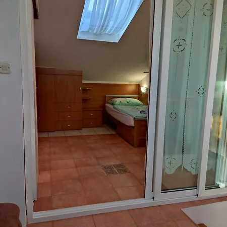 Apartment Teresa With Big Terrace Dramalj