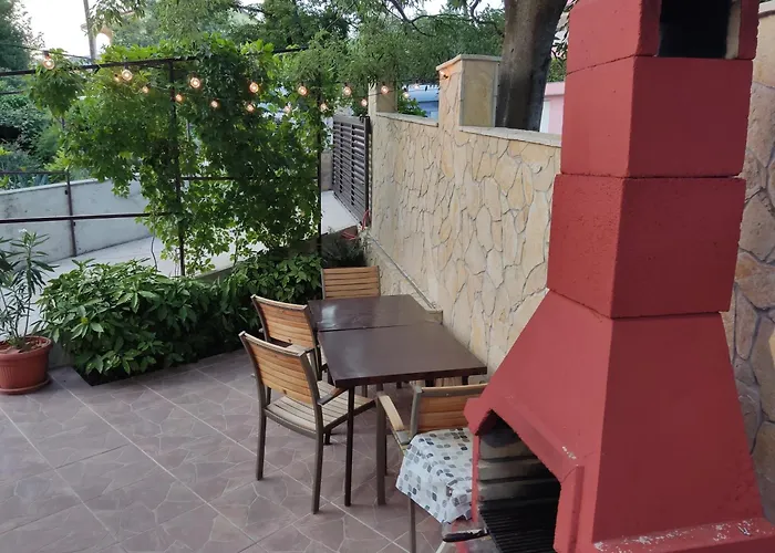 Teresa With Big Terrace Dramalj تْسْغيكفانِتْسا