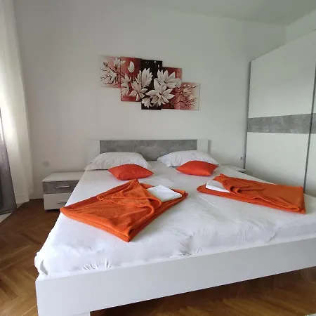 Teresa With Big Terrace Dramalj Appartement *